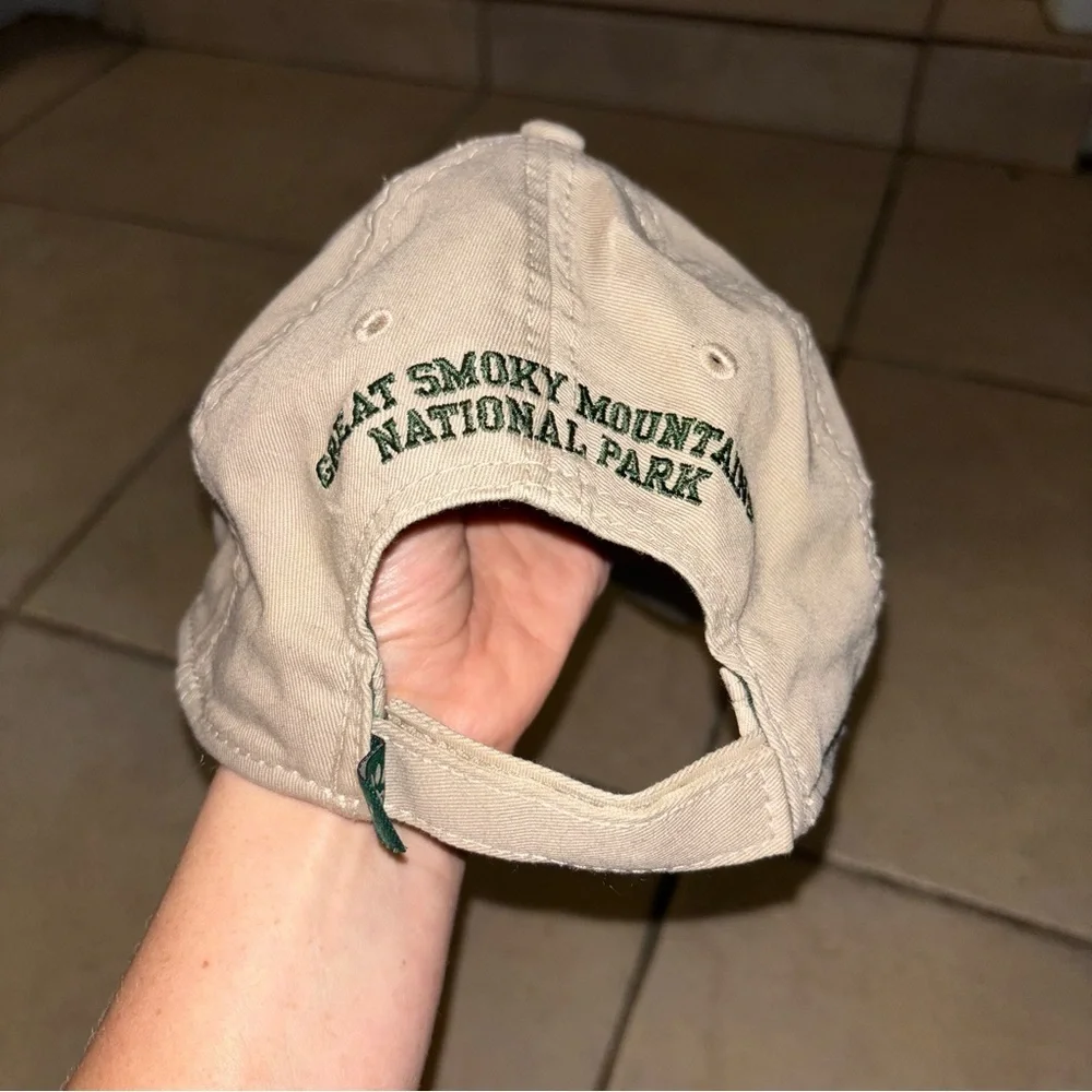 Great Smoky Mountains National Park Beige Baseball Hat